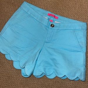 LILLY PULITZER BUTTERCUP SCALLOP SHORT